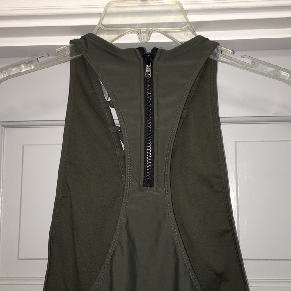 Bathing suit - Picture 5 of 6